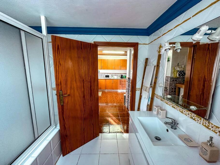 Апартаменти Luana House Biscoitos  Екстер'єр фото
